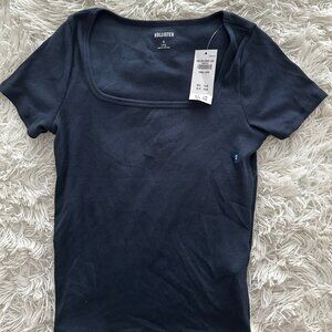 Hollister Women's Navy Blue Ribbed Square Neck Top - Size Small (Long)